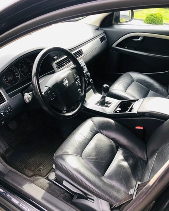 Volvo V70 cena 22900 przebieg: 217000, rok produkcji 2008 z Kielce małe 352